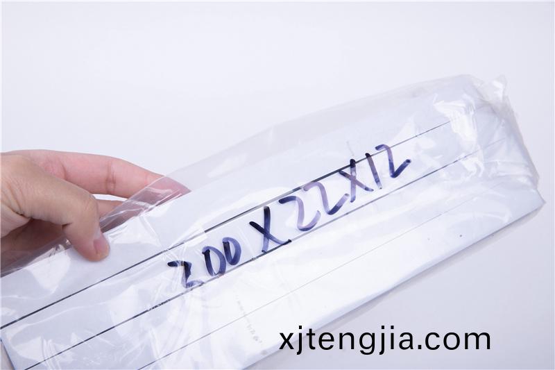 CR減震(zhen)保溫(wen)條(tiao)