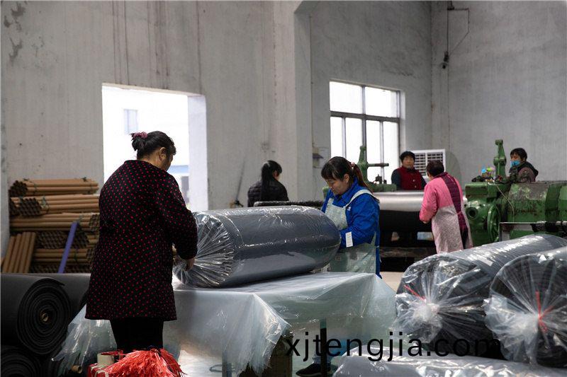 加(jia)工(gong)現(xian)場(chang)